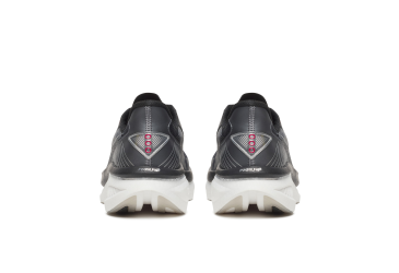 pánská obuv saucony S21070-100 ENDORPHIN AZURA black/white