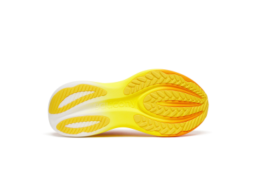 pánská obuv saucony S100997-1023 TRIUMPH 24 fuego