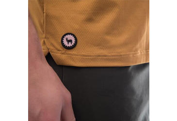 FT MEN'S HORIZON SHORT SLEEVE TEE GOLDEN/BLACK Size: